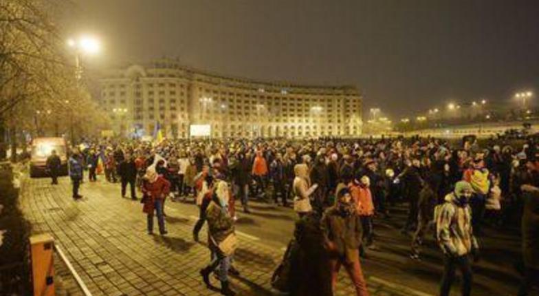 Румынские партнеры Плахотнюка пошли против десятков тысяч протестовавших